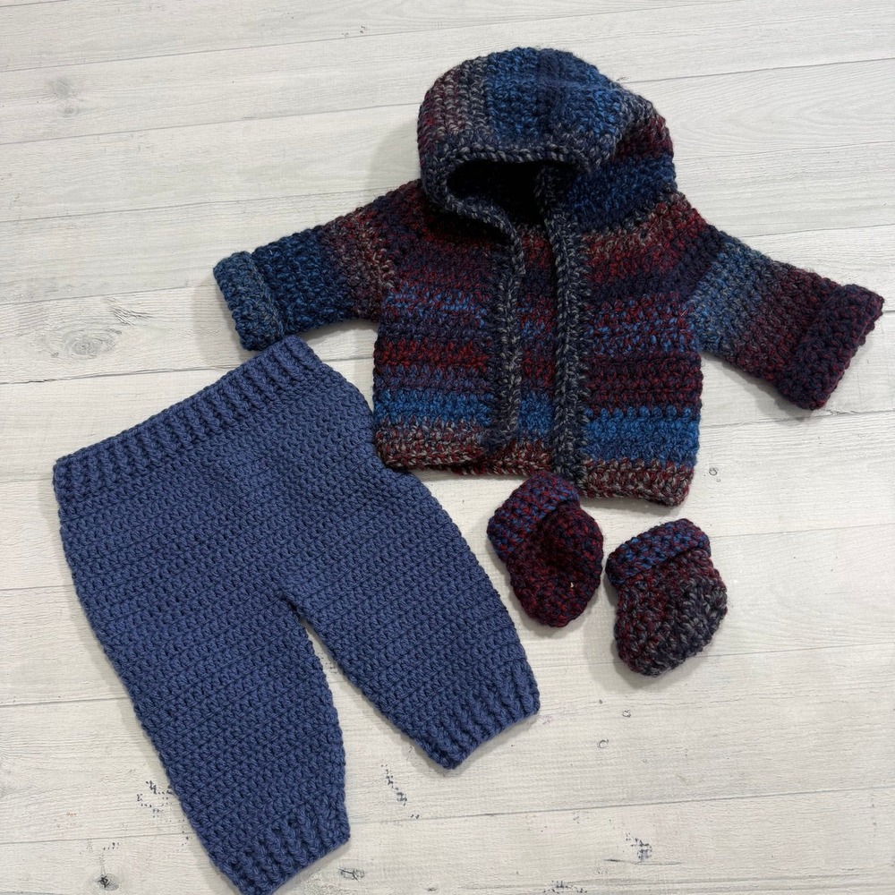 Homemade hand knit baby outfit sweater pants and booties
